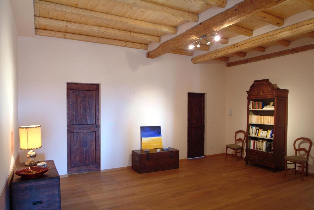 Al Podere Santa Cristina カステル・マッジョーレ 部屋 写真